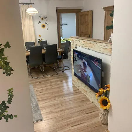 Slunecnice S Terasou Daire Ceske Budejovice